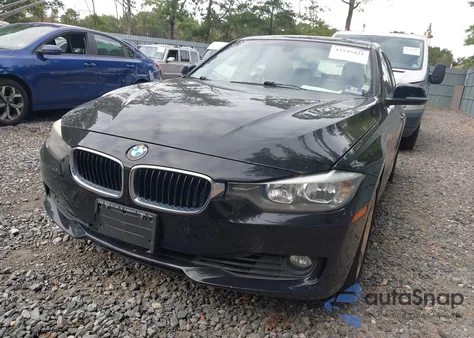 2015 BMW 328I xDrive z USA, uszkodzony, nr VIN WBA3B5C56FF959806